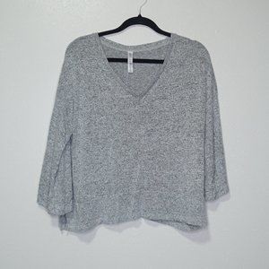 Gilligan & O'Malley Gray V-Neck Knit Blouse Bell Sleeve Peplum Hem Women XL